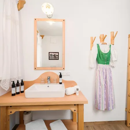 Hotel Narzissendorf Zloam